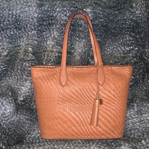 GENEVIEVE TOTE